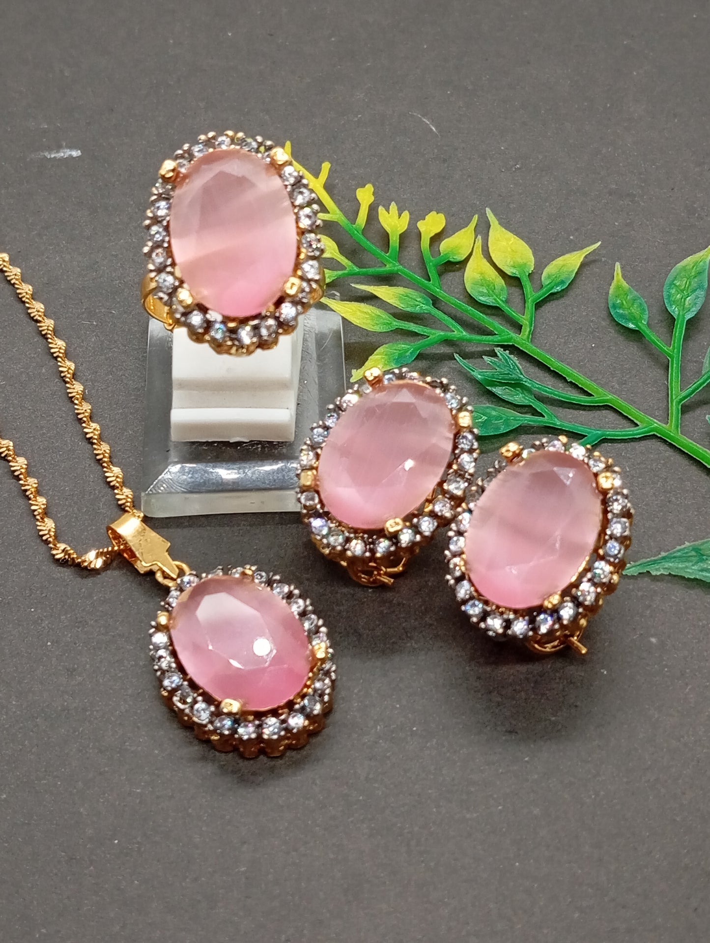 Motia | 12 Colors | Zircon judao Locket Set with Stones | RB-202