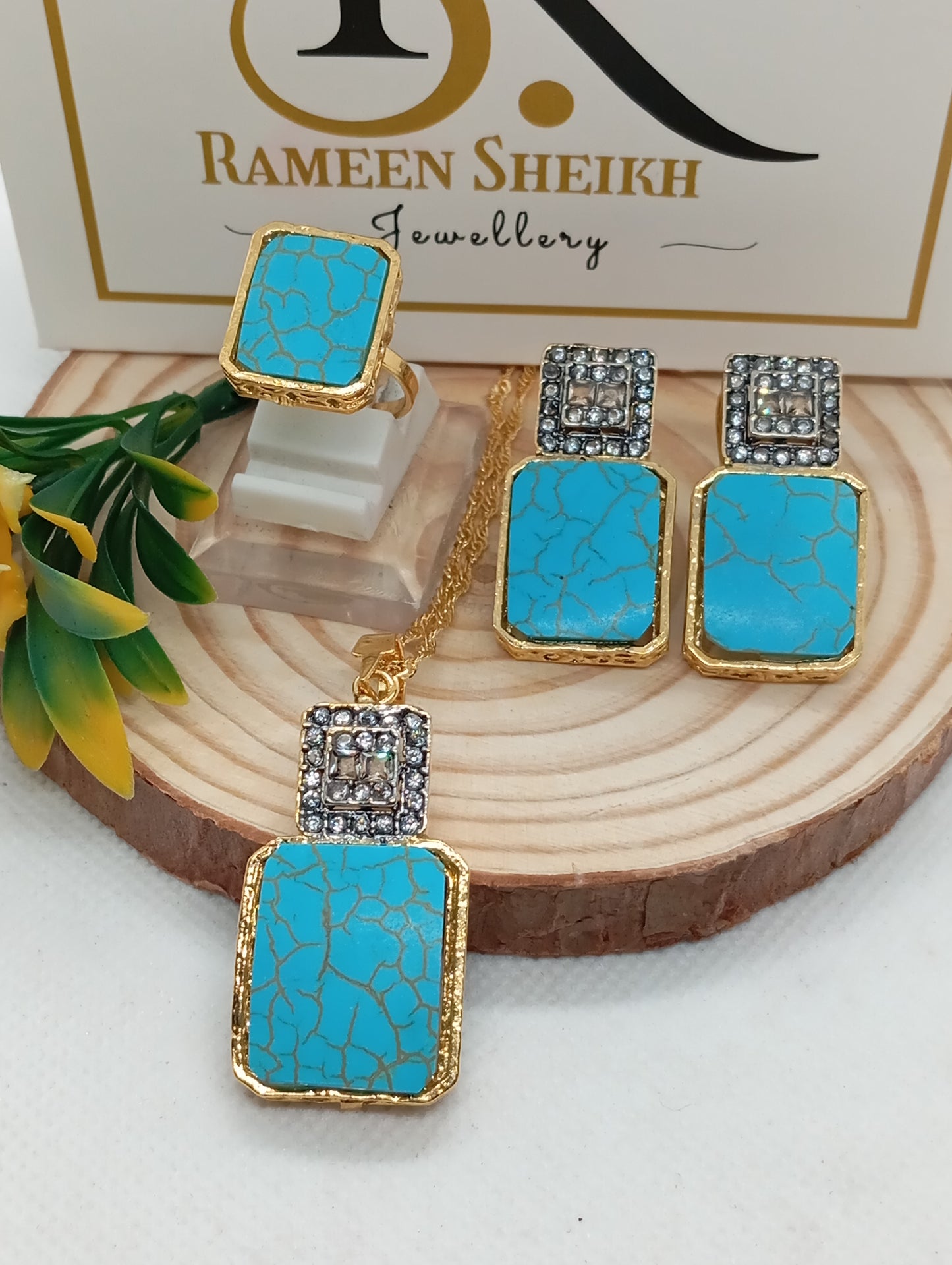 Extonish |7 Colors | Zircon judao Locket Set with stones | 18K Gold Polish (3 Yrs. Warranty) | MS-8768