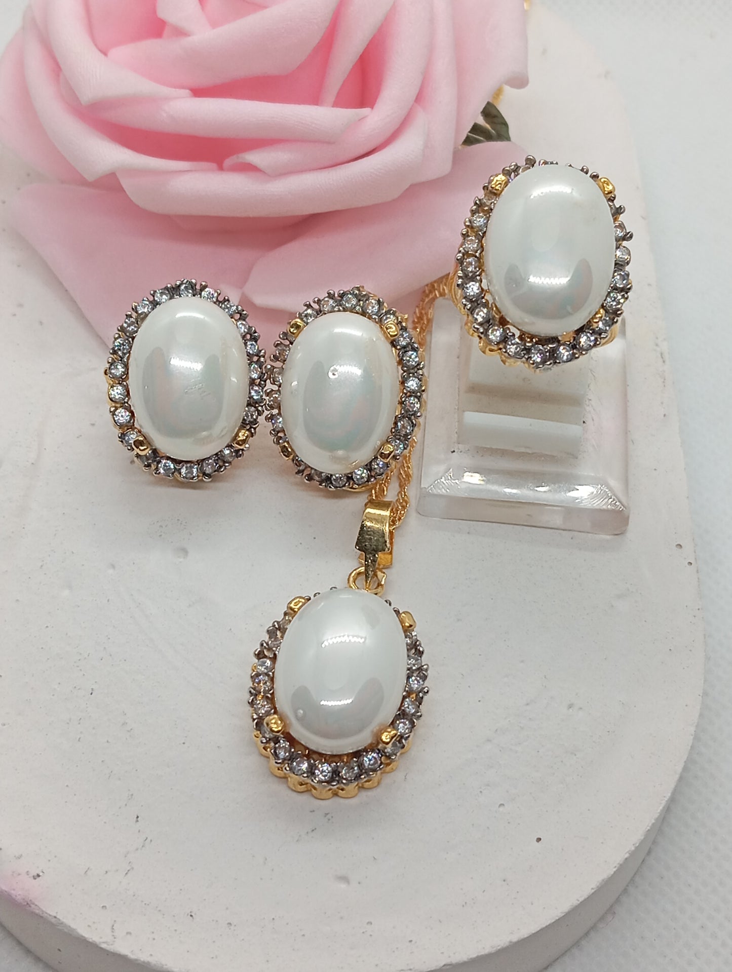 Motia | 12 Colors | Zircon judao Locket Set with Stones | RB-202