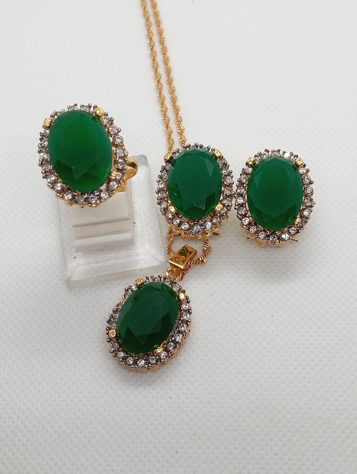 Motia | 10 Colors | Zircon judao Locket Set with Stones | RB-202