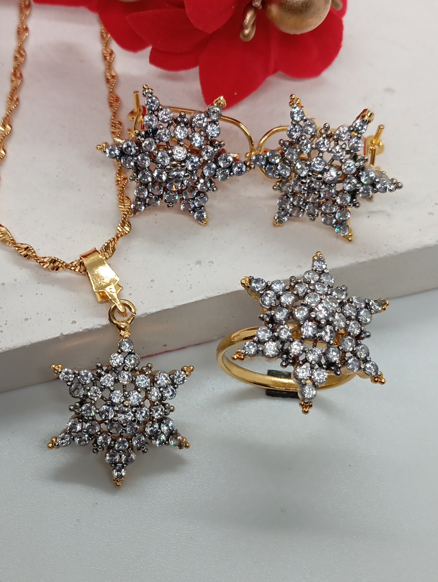 Universe | Premium Diamond Cut Zircon Locket Set  |22K Gold Plated| RS-2025M